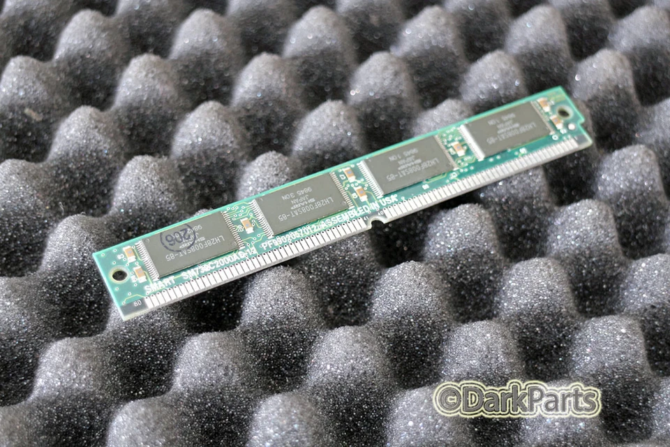 Smart SM732C2000AS-12 8MB FLASH 5V Cisco 2610 SIMM 16-1059-01 - Immagine 1 di 1