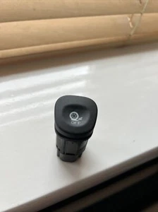 JAGUAR S-TYPE 1999 - 2003 TRACTION CONTROL SWITCH BUTTON XR8310N930AA - Picture 1 of 3