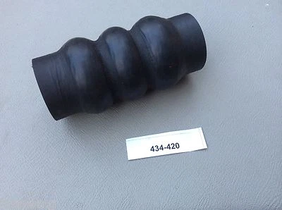 Tuyau de radiateur supérieur MG TF NUMÉRO DE PIÈCE 434-420 BAY6-E - Photo 1/2