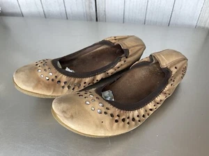 Taos Womens US 8-8.5 EU 39 Leather Ballet Flats Shoe Tan Slip On Casual Comfort - Picture 1 of 5