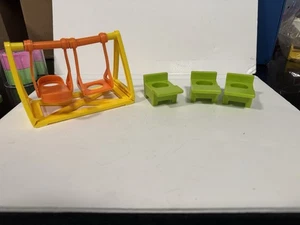 Vintge Fisher Price Play Family School Accessories - Lot Of 4 - Picture 1 of 4