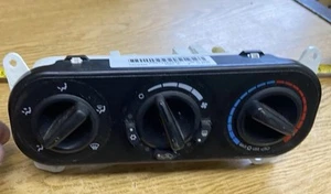 2007-2009 Jeep Patriot HVAC AC Heater Control Unit - Picture 1 of 15