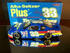 Tony Raines #33 Aleve Alka Seltzer 2000 Chevrolet Monte Carlo 1:24 2,508 Made - Picture 1 of 12