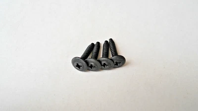 4 TORNILLOS PARA LÁMPARA TRASERA! PARA '82 Y ARRIBA OLDS 98 PONTIAC GTO CUTLASS GRAND PRIX FIERO ETC Foto 1 de 3
