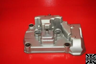 03 CUBIERTA CULATA EXTREMO SUPERIOR MOTOR TRASERO HONDA INTERCEPTOR 800 VFR800 Foto 1 de 4