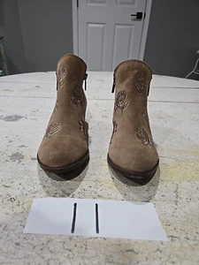 VGC Lucky Brand Basel 5 Brown Suede Floral Embroidered Ankle Booties Women's... - Picture 1 of 7