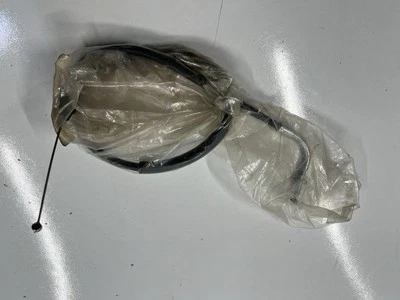 NEW GENUINE APRILIA SL 1000 FALCO 2000-2003 THROTTLE CABLE Return AP8114356 - Image 1 of 4