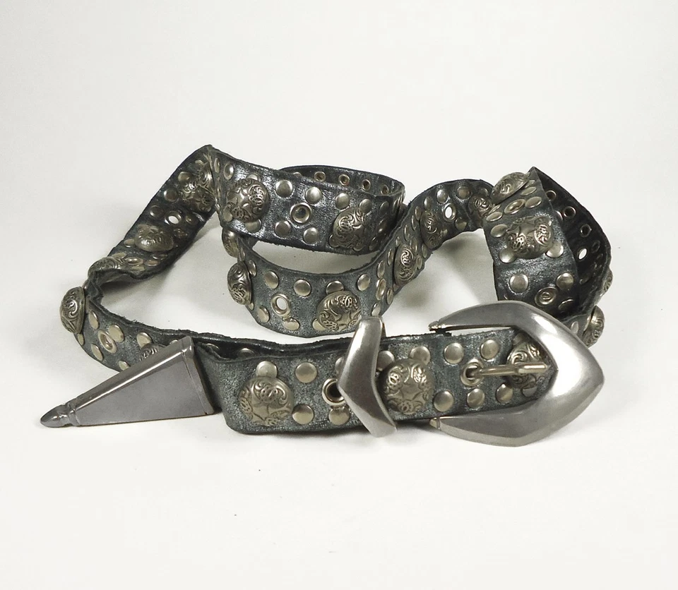 Cinturón CONCHO vintage de cuero gris carbón WESTERN con tachuelas plateadas y hebilla 31-38 Foto 1 de 2