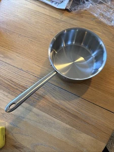 All-Clad TK™ 5-lagiger Kupferkern 3 Quart Soßenpfanne OHNE Deckel Neu - Bild 1 von 13