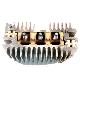 Ponte retificadora NAPA Echlin AC 9 para GM, AMC, JEEP, INTERNACIONAL - Imagem 1 de 4