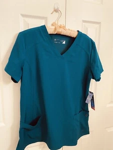 FIT White Cross Scrub Top, Sz Large ( NEW with Tags ) - Picture 1 of 9