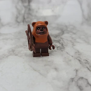 Lego Wicket Minifigure Star Wars 8038 - Picture 1 of 2