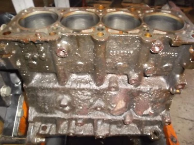 Volkswagen Beetle 1999 2,0 L AEG OEM conjunto de bloque de cilindros de motor de fábrica Foto 1 de 4