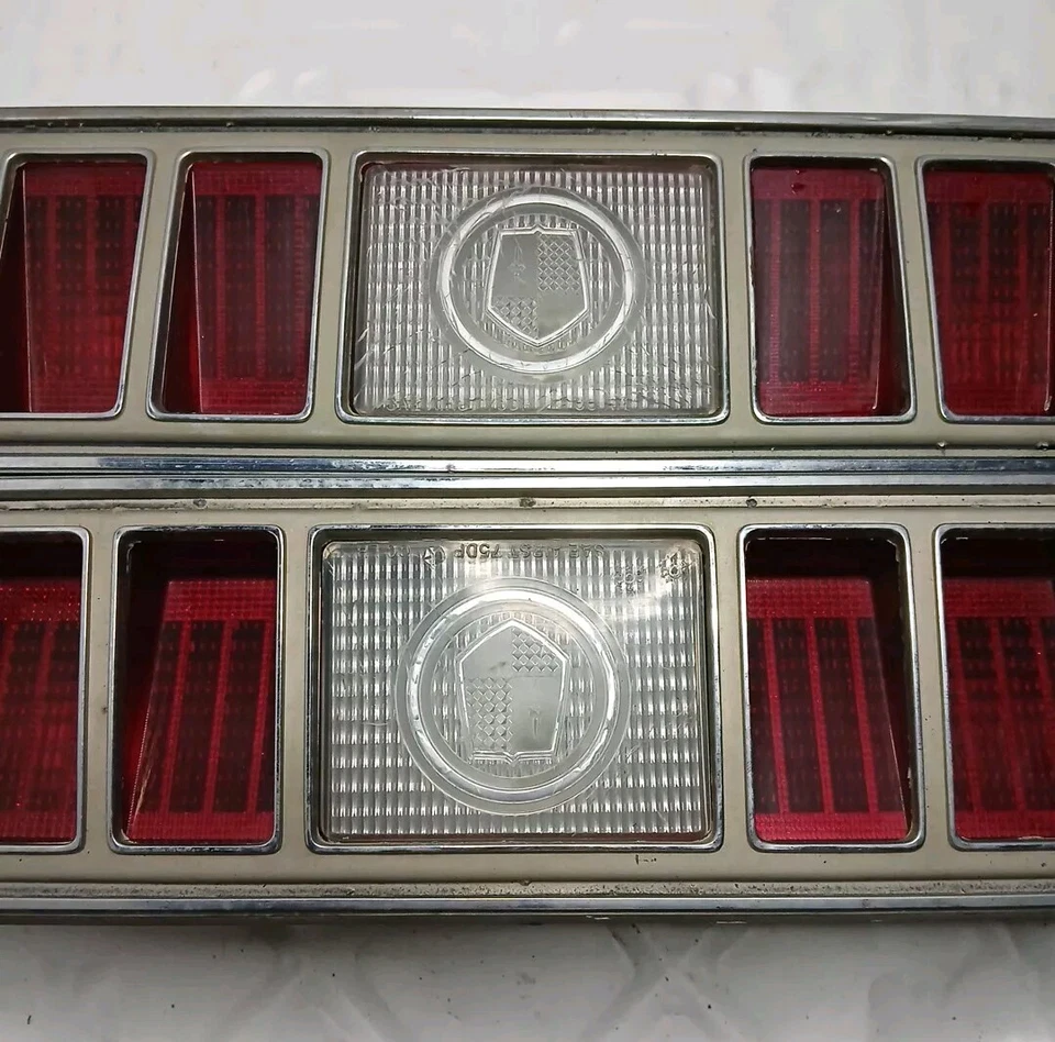 1975-1977 DODGE ROYAL MONACO BROUGHAM OEM TAILIGHT SET Right Left S12-3 - Image 1 of 4