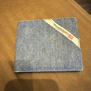 Diesel Men Denim & Leather Bifold Wallet Luxury Compact Classic Sleek Italian - Picture 1 of 4
