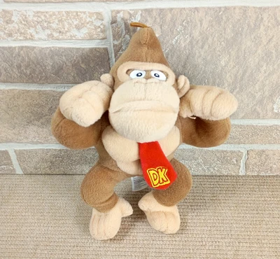 Nintendo Plush Donkey Kong DK Tie 11" Super Mario Basic Fun Good Stuff 2021 - Imagem 1 de 4