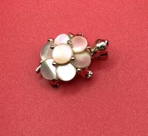 Vintage Silver Tone Turtle With Mother Of Pearl Disk Shell & Green Stone Eyes mk - Picture 1 of 5