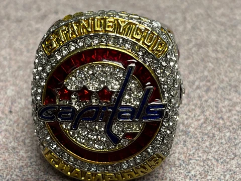 2018 WASHINGTON CAPITALS COMMEMORATIVE CHAMPIONSHIP RING SIZE 13 Cover