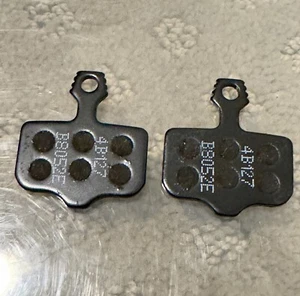 (1 Pair) GENUINE SRAM eTap AXS RED FORCE RIVAL Organic Brake Pads OEM - 1X - Picture 1 of 3