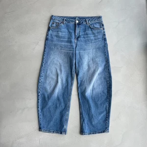 Jeans a ferro di cavallo M&S. Blu indaco medio. UK 14 - Regolare. Perfette condizioni. - Foto 1 di 6