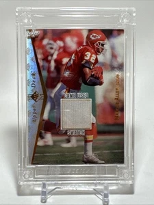 Upper Deck Jersey Fusion Football Edition Marcus Allen Game Used Swatch - Picture 1 of 2