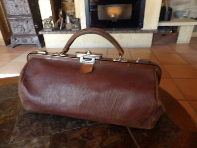 ancien sac de médecin,sacoche cuir,bagage - Photo 1/4