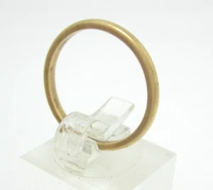 STUNNING 14K YELLOW GOLD WEDDING BAND/RING (SIZE 8) 2.3G - Picture 1 of 8