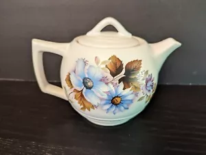 1970's McCoy Pottery White Floral Four Cup Teapot USA - Picture 1 of 7