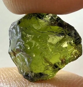 9.4 Ct Natural Green Tourmaline - Picture 1 of 12
