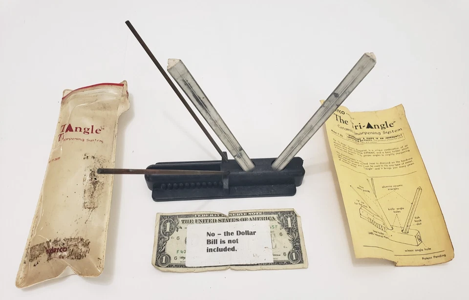 Spyderco Tri-Angle Sharpmaker Kit  - Sharpening System Ceramic Stones Model 203F - Image 1 of 4