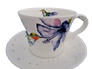 PAIR (2)HUMMING BIRD  BONE CHINA BREAKFAST CUP SAUCER, ROY KIRKHAM, MADE ENGLAND - Picture 1 of 7