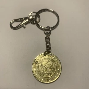 Vintage 1998 Chuck E Cheese Game Token Keychain. Great Gift 🎁. See Pics. - Picture 1 of 6
