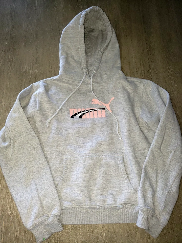 PUMA girls XS GRAY hoodie SWEATSHIRT TOP PINK BLACK LOGO CAT SEE MEASUREMENTS - Image 1 of 1
