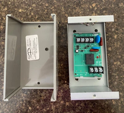 Simplex Multi Voltage Control Relay SPDT 10A Gray 2088-9008 MR-101 * - Image 1 of 4