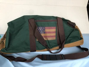 Green AMERICANO Duffle Travel Bag with Shoulder Strap & Carry Handles #G4 - Picture 1 of 8
