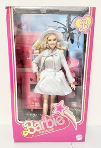Barbie The Movie Puppe, Margot Robbie as, Sammlerpuppe (KARTON BESCHÄDIGT) - Bild 1 von 4