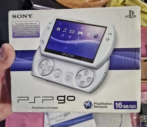 Psp Go Sony 16gb - Foto 1 di 12