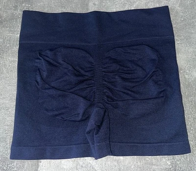 süßer Slip Mieder mit Bein Gr. 36/44 - Bild 1 von 2