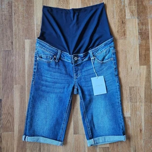 KanCan Maternity Bermuda Jean Shorts Size 7/27 Medium Wash Crossover Panel NWT - Picture 1 of 13