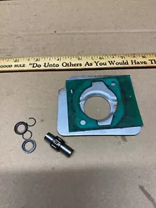 A pre-owned Wrist Pin & Accessories from a Toro Model 51930 trimmer powerhead - Picture 1 of 2