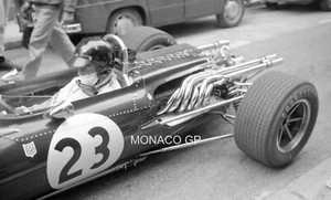 DAN GURNEY EAGLE WESLAKE T1G MONACO GP STRASSEN 1967 PERIODE NEGATIV 35 MM F1 - Bild 1 von 2