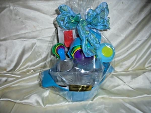 HOUSE WARMING GIFT IN A COLANDER - Picture 1 of 3