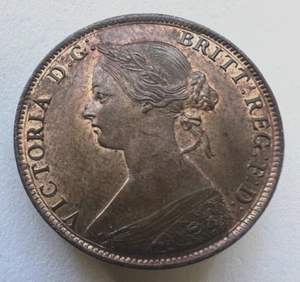 1861 Queen Victoria Half Penny Virtually Uncirculated - Picture 1 of 6