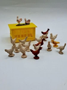 Vintage 1950s Auburn Rubber Co. Chicken Coop, ๐ Chickens, ๐ Roosters, & Hawk - Picture 1 of 10