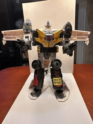 WING SABER TRANSFORMERS CYBERTRON ACTION FIGURE TOY HASBRO 2005 INCOMPLETE - Image 1 of 4