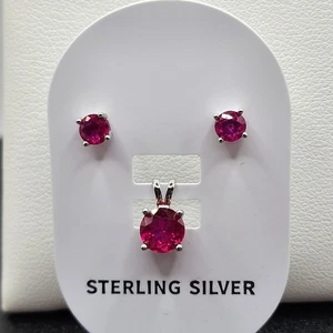 925 NEW Sterling Silver Pendant & Earrings Set Rhodium Ruby Cubic Zirconia - Picture 1 of 3