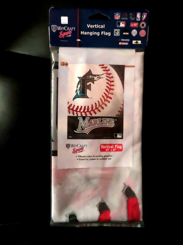 Florida Marlins 27" x 37" Vertical Hanging Wall Flag. Logo.  MLB VINTAGE Cover