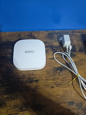 Eero Pro 6E S010001* - Image 1 of 4