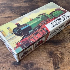 Airfix City of Truro 00 Scale Model Train Kit Unused Red Stripe - Picture 1 of 9