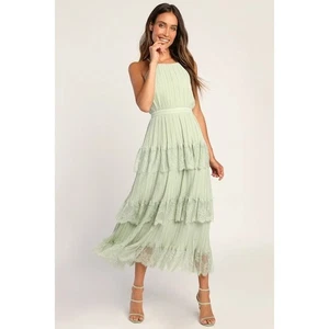 Maxi Vestido Lulus “Came for Cocktails” Verde Salvia Plisado Encaje en Niveles Mediano Nuevo con Etiquetas - Imagen 1 de 7